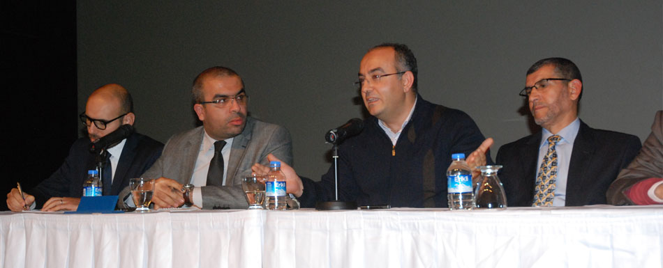 Hizmet Hareketi cehalet, fakirlik ve tefrikayla savaşıyor