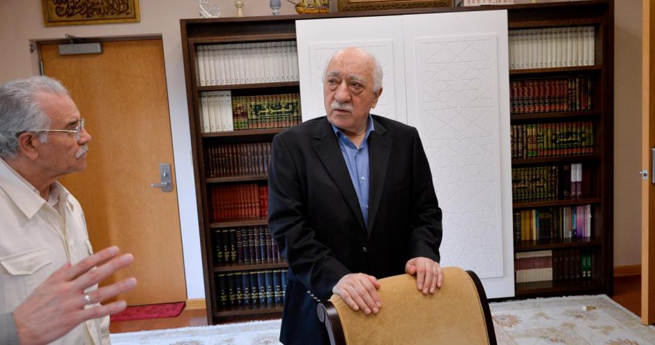 Hakkındaki Görüşler